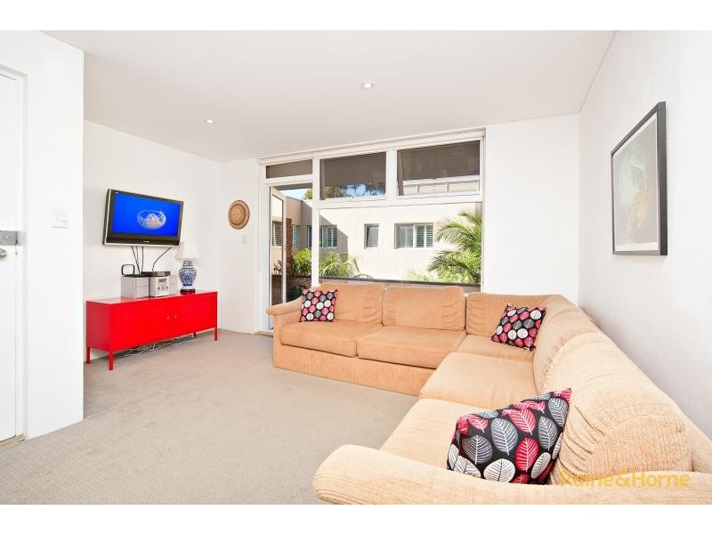 8/6 Campbell Parade, Manly Vale NSW 2093