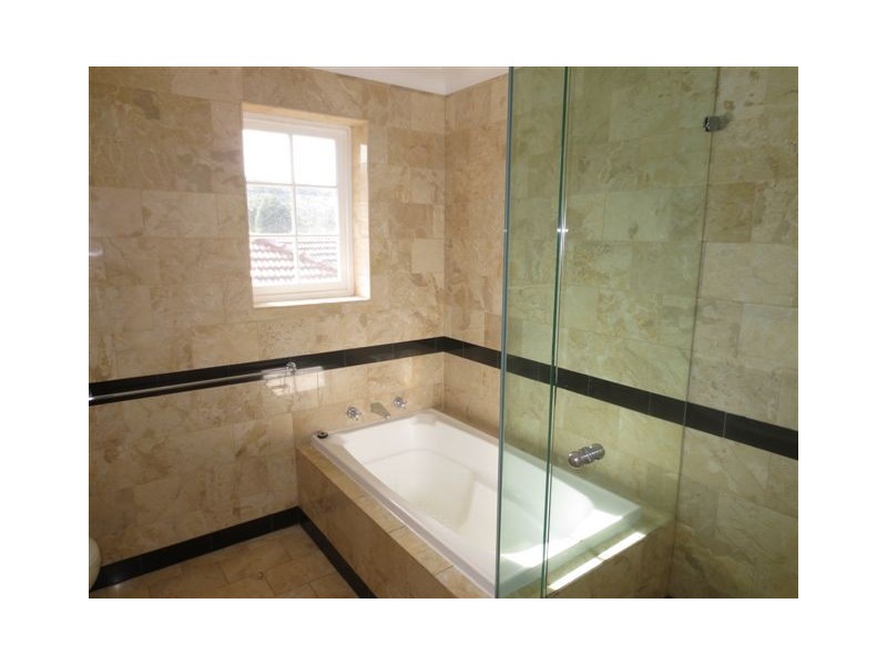 2/36 Burrawong, Clifton Gardens NSW 2088