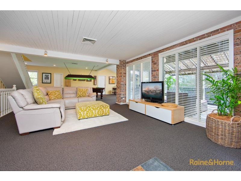 7 Combe Place, West Pymble NSW 2073