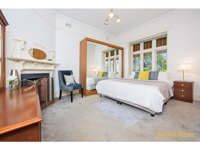 83 Spit Road, Mosman NSW 2088