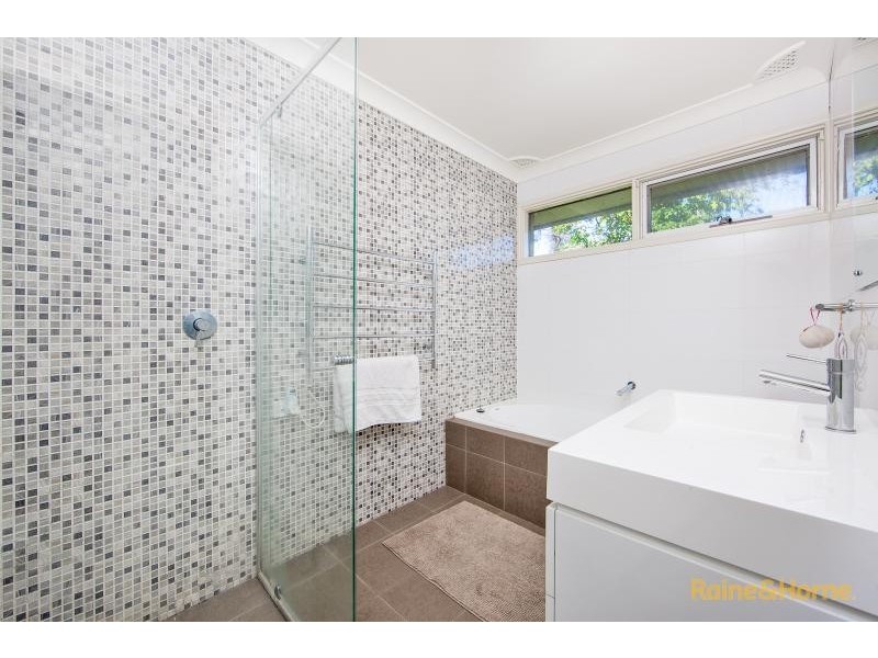 1 Anderson Avenue, Turramurra NSW 2074