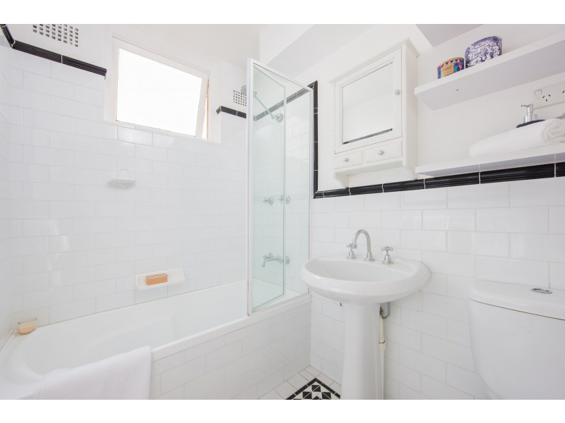 8/71 Bradleys Head Road, Mosman NSW 2088