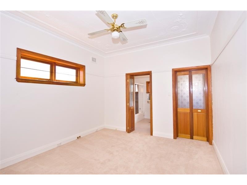 2 Sym Avenue, Burwood NSW 2134