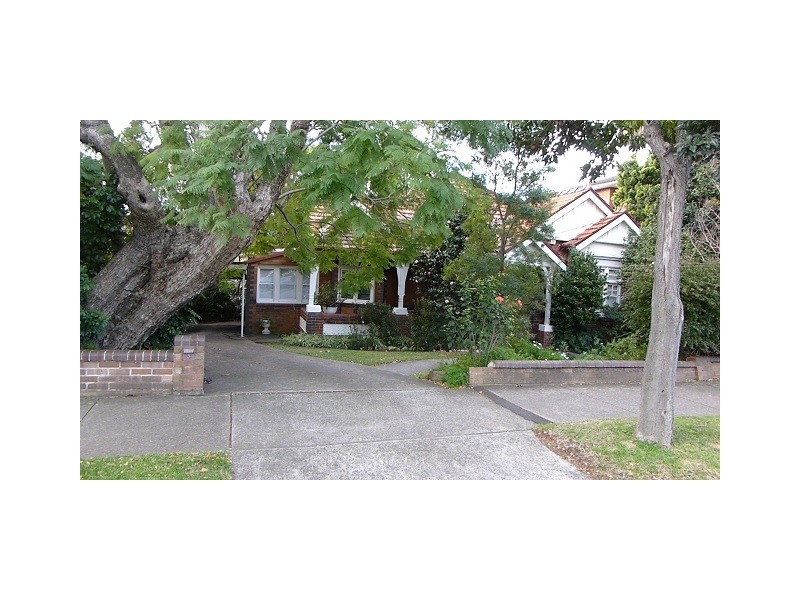 5 Clarence Street, Burwood NSW 2134