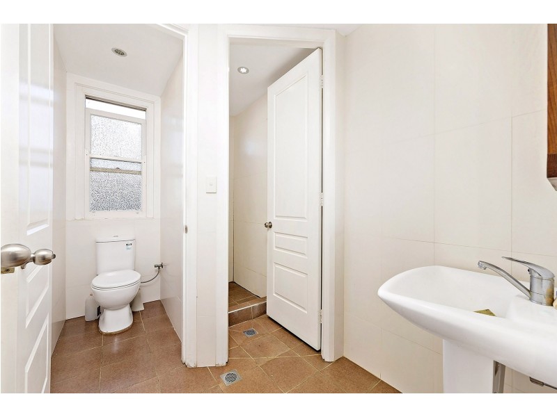 9/6 Clarence Street, Burwood NSW 2134