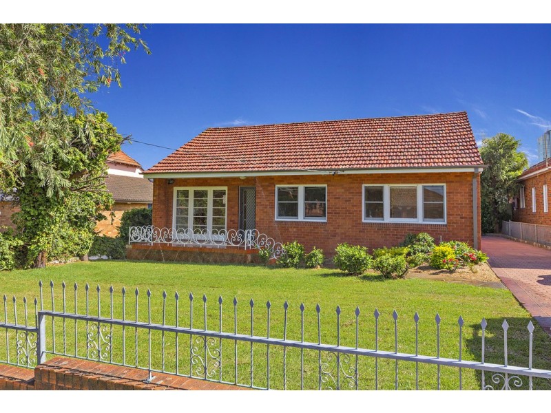 17 Livingstone Street, Burwood NSW 2134