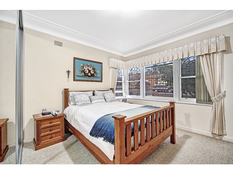 1B Iceton Street, Burwood NSW 2134