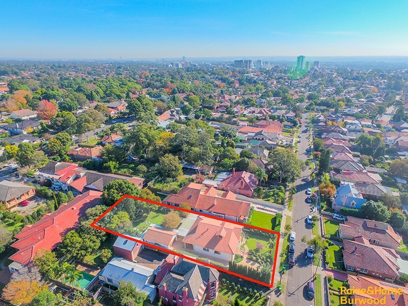 21 Badminton Road, Croydon NSW 2132