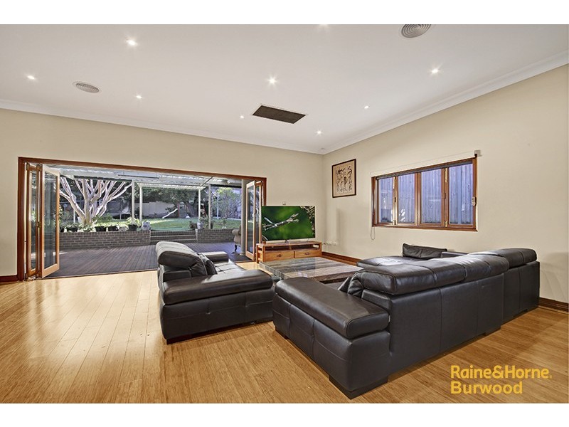 21 Badminton Road, Croydon NSW 2132