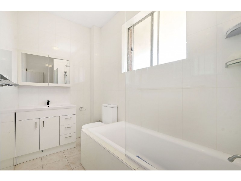 16/40 Fourth Avenue, Campsie NSW 2194