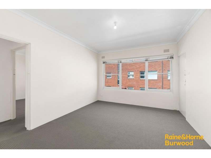 7/12 Fourth Avenue, Campsie NSW 2194