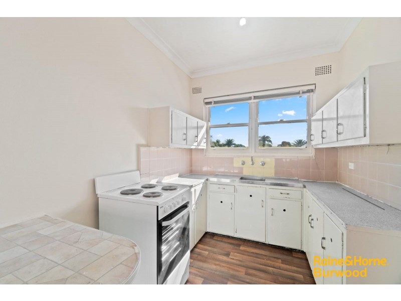 7/12 Fourth Avenue, Campsie NSW 2194