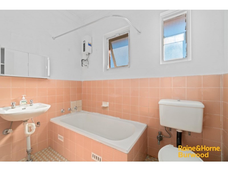 7/12 Fourth Avenue, Campsie NSW 2194