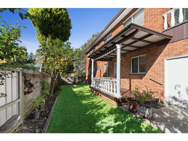 33 Wyatt Avenue, Burwood NSW 2134