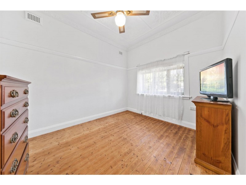 33 Lang Street, Croydon NSW 2132