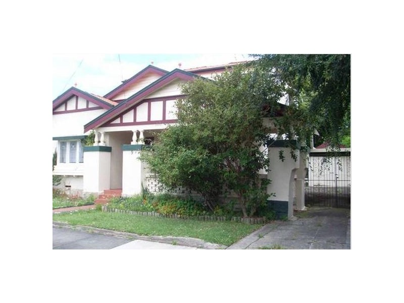 9 Mons Street, Russell Lea NSW 2046