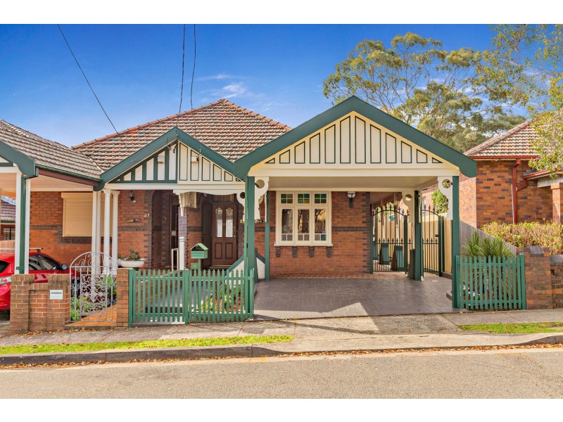 19 Eurella Street, Burwood NSW 2134