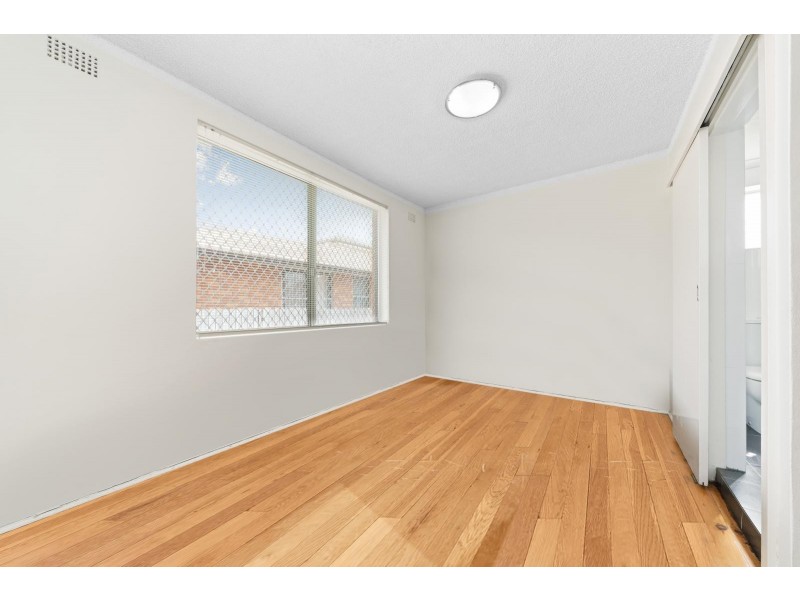 4/28 Morris Avenue, Croydon Park NSW 2133