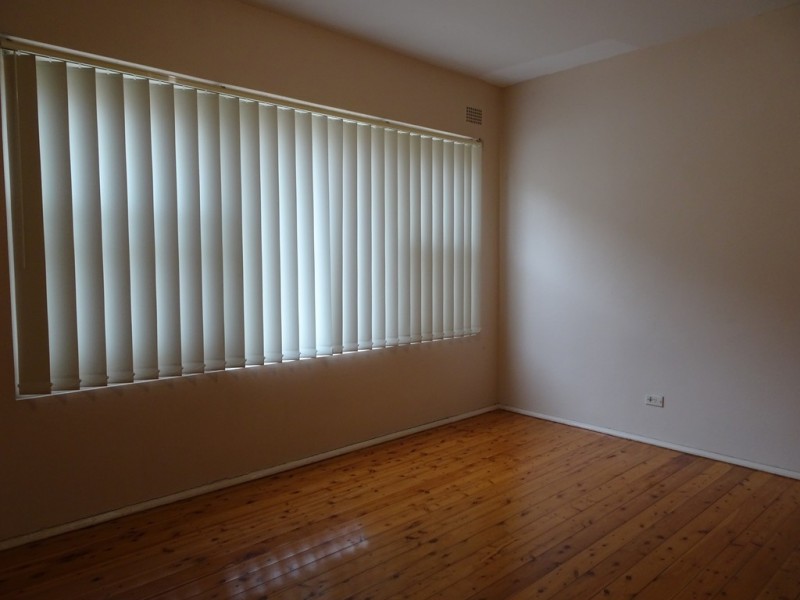 2/12 Fourth Avenue, Campsie NSW 2194