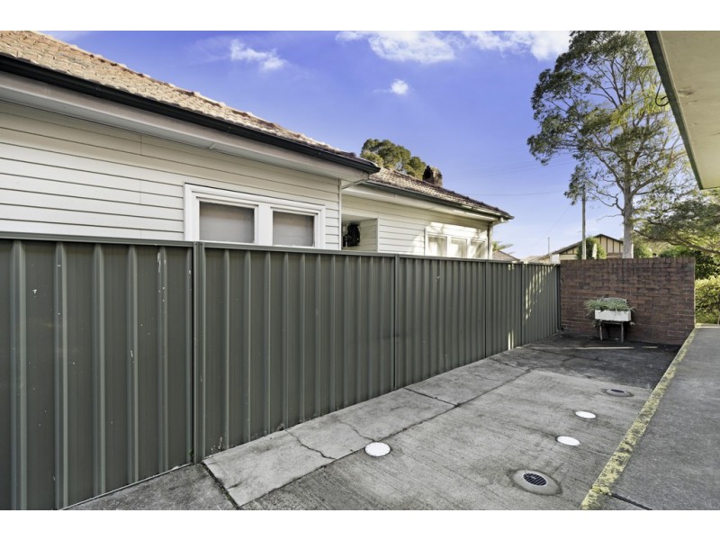 2/208-210 Burwood Road, Croydon Park NSW 2133