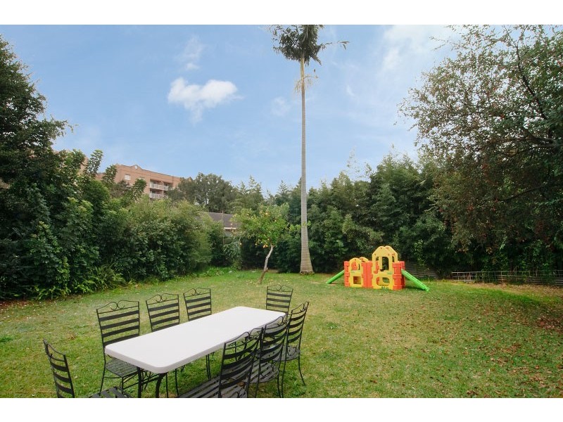 17 Brooklyn Street, Burwood NSW 2134