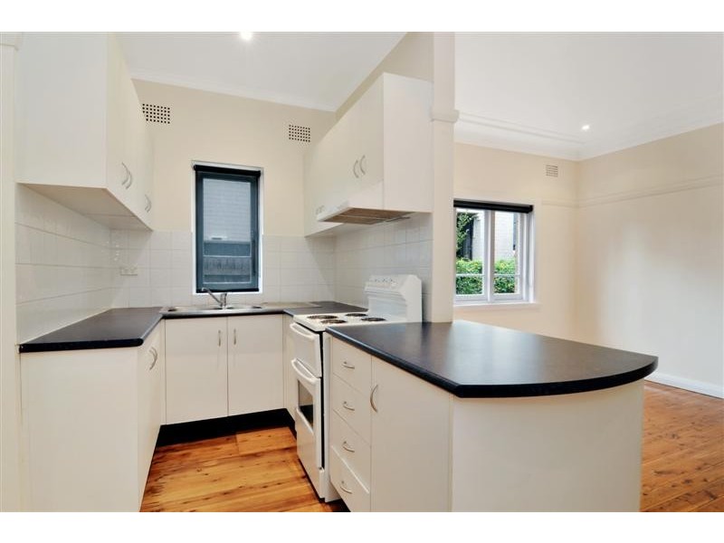 5 Kent Ave, Croydon Park NSW 2133