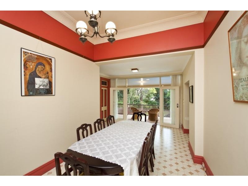 13 Appian Way, Burwood NSW 2134