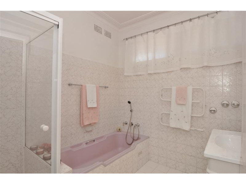 41 woodside, Burwood NSW 2134