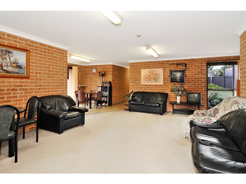 9 Dameeli Ave, Kirrawee NSW 2232