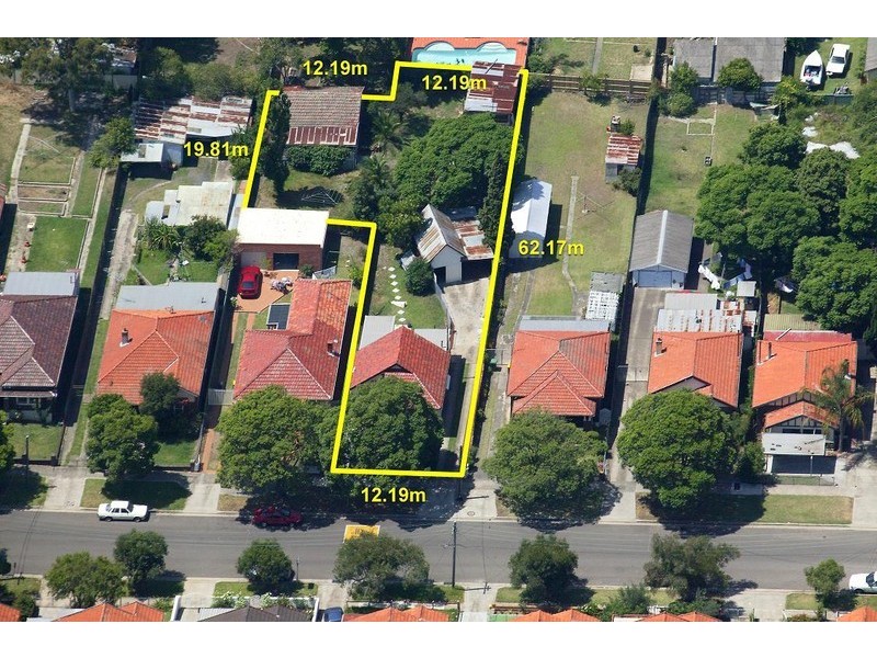 18 Beaumaris Street, Enfield NSW 2136