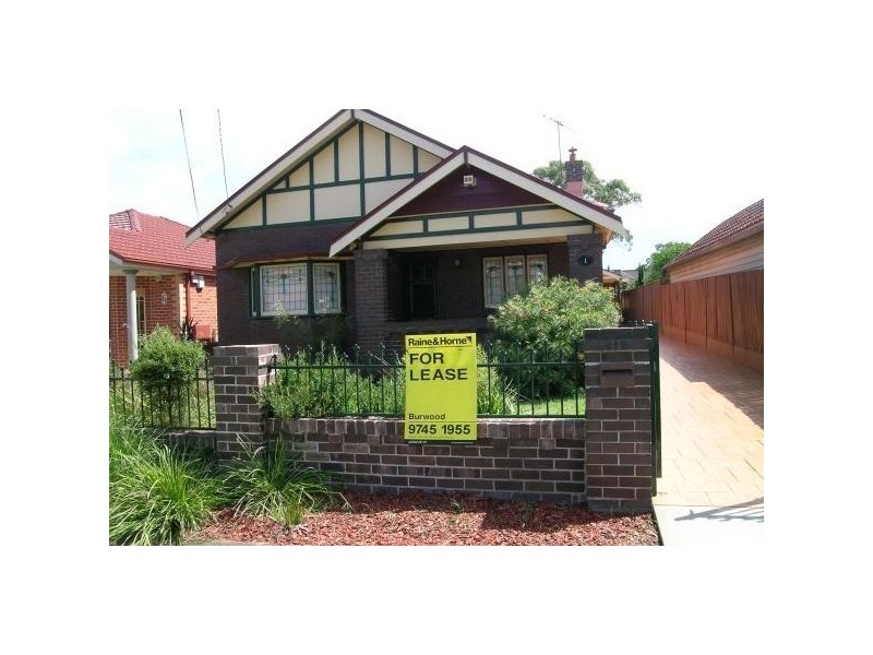 1 Llangollan Avenue, Enfield NSW 2136