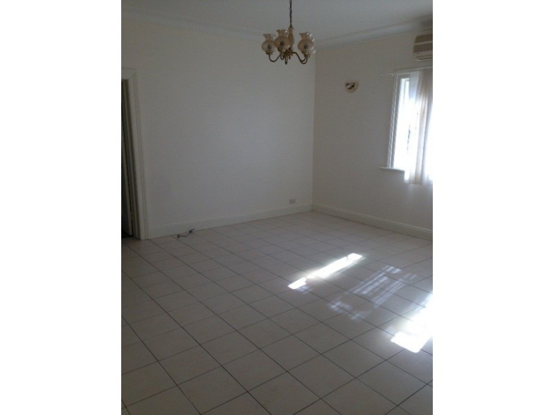 33 Lennartz Street, Croydon Park NSW 2133