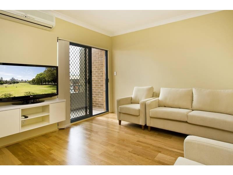 8/21 George Street, Burwood NSW 2134