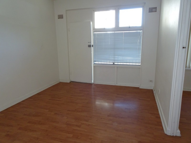6/11 Queensborough Road, Croydon Park NSW 2133