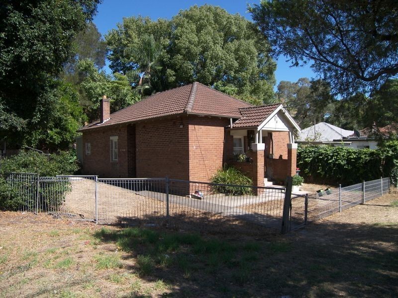 1/1 Assets Street, Campsie NSW 2194