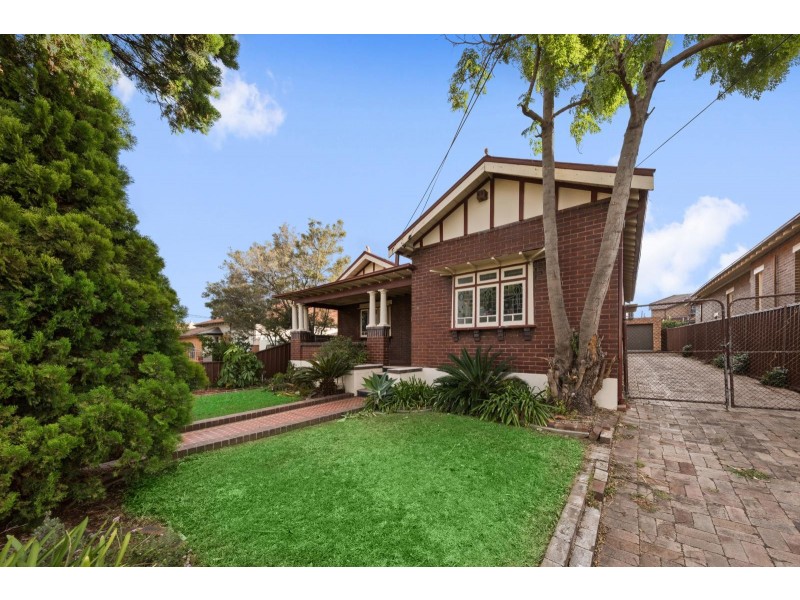 24 Lloyd George Avenue, Concord NSW 2137