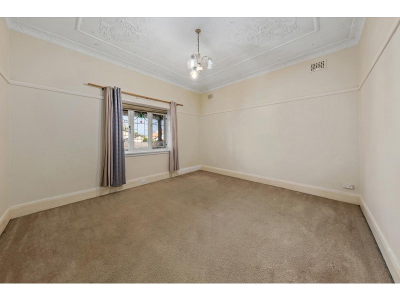 24 Lloyd George Avenue, Concord NSW 2137