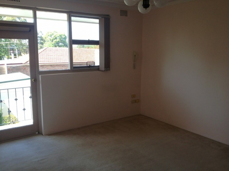 8/9 Jones Street, Croydon NSW 2132