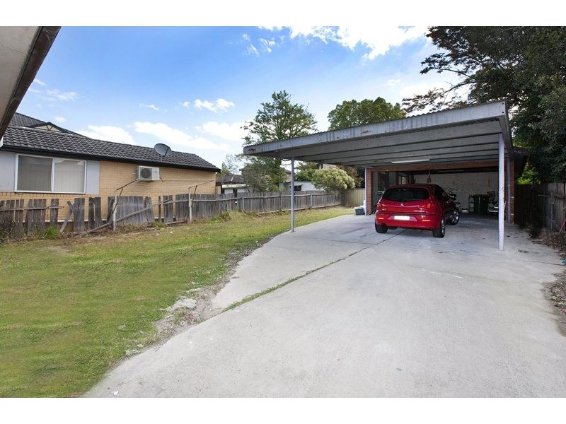 6 Cahill Lane, Greenacre NSW 2190