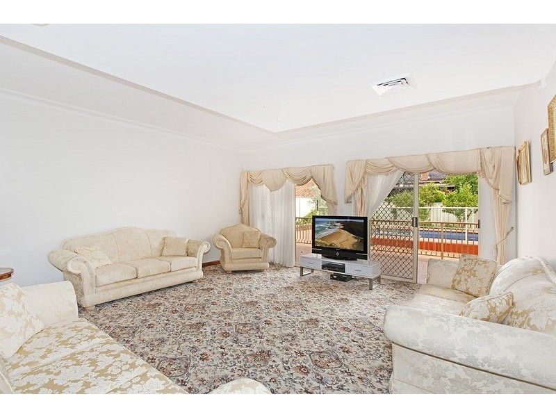 1 Seymour Street, Croydon Park NSW 2133