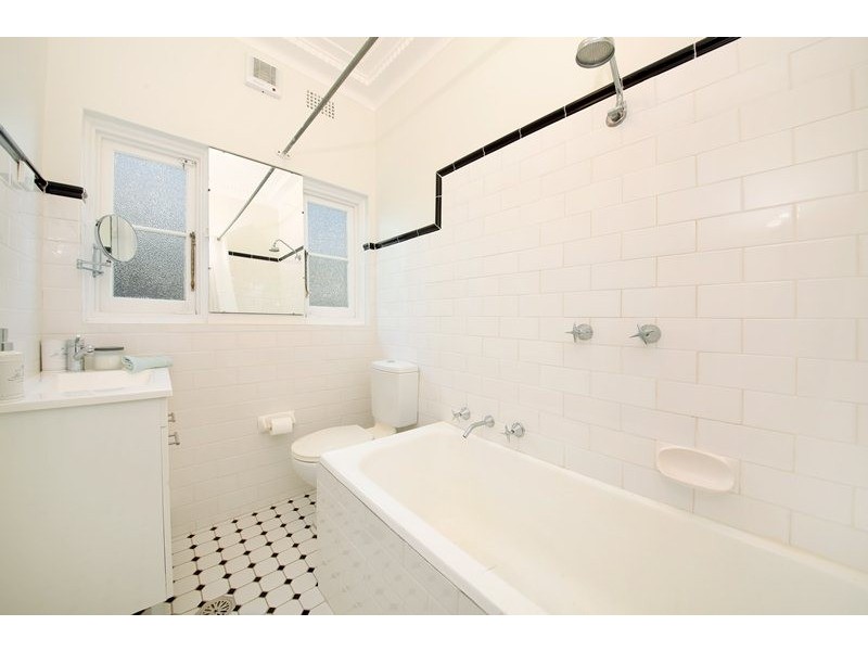 2/2B Teakle Street, Summer Hill NSW 2130