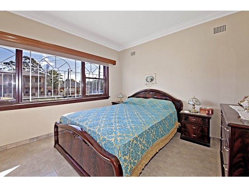 24 Rhonda Place, Concord NSW 2137