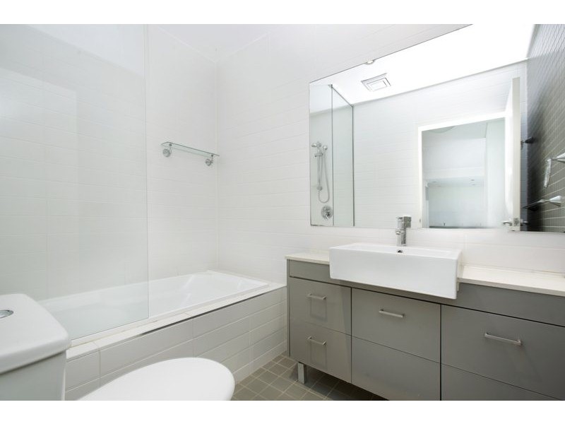 414/37 Amalfi Drive, Wentworth Point NSW 2127