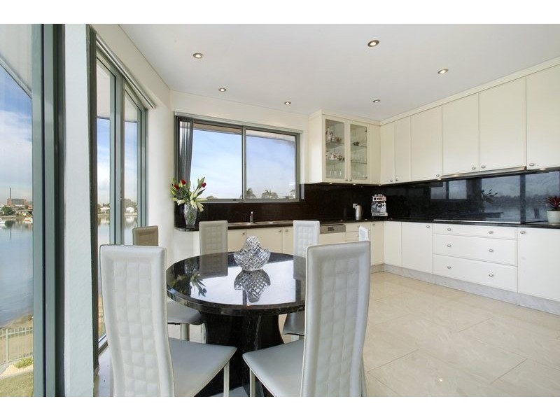 1 Tingara Lane, Cabarita NSW 2137