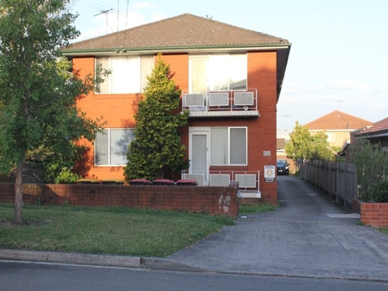 2/28 Augusta Street, Punchbowl NSW 2196