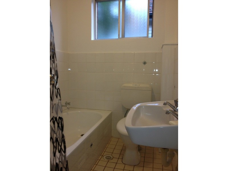 2/28 Augusta Street, Punchbowl NSW 2196