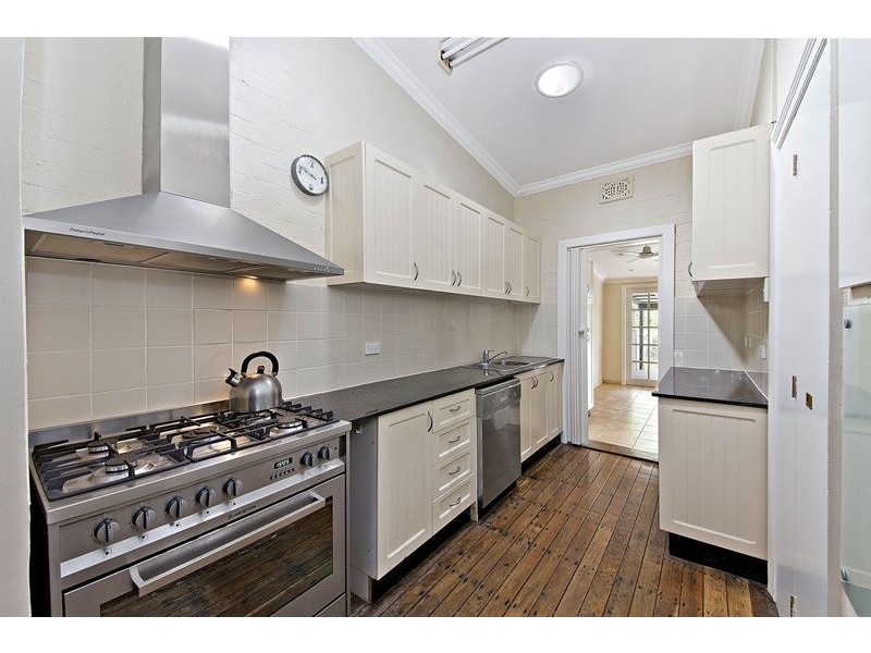 8 King Street, Enfield NSW 2136