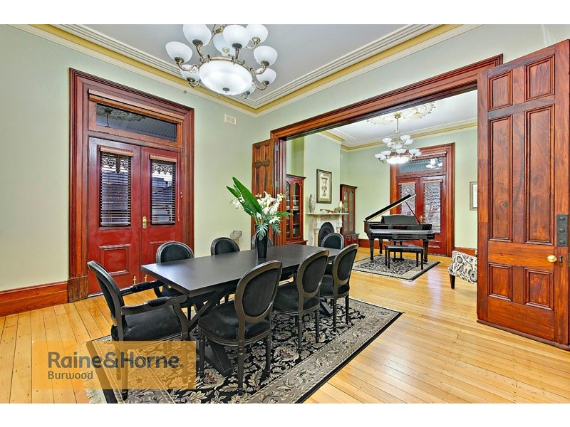 16 Eurella St, Burwood NSW 2134