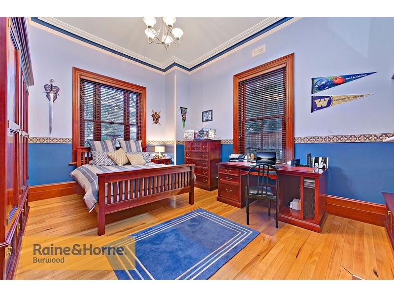 16 Eurella St, Burwood NSW 2134