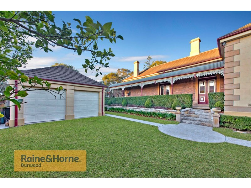 16 Eurella St, Burwood NSW 2134